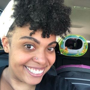 Meet your Posher, Anissa